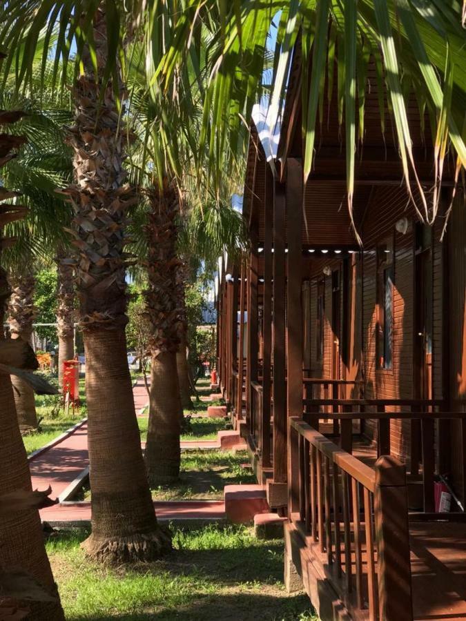 Dream Park Bungalow Titreyengol Buitenkant foto